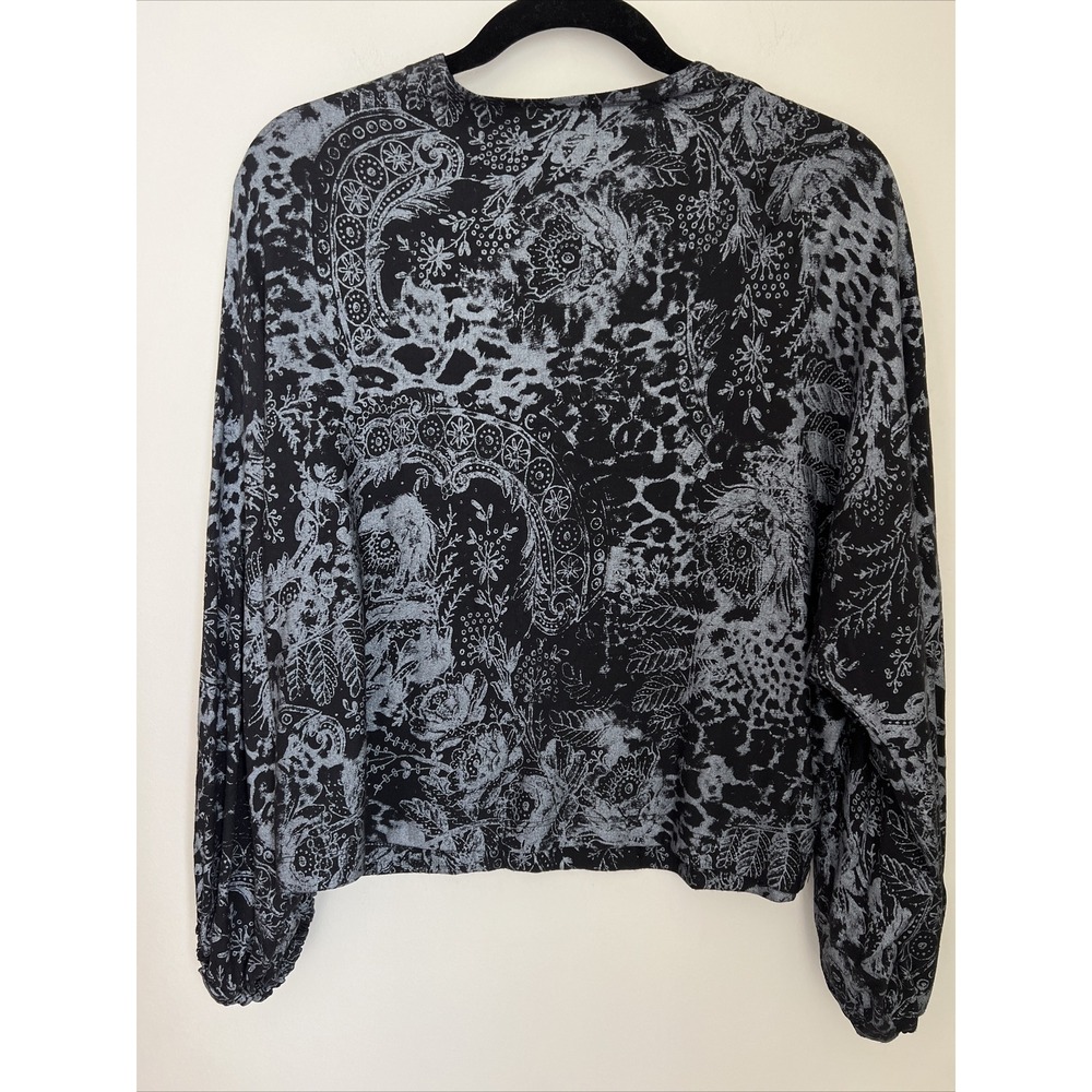 Bryn Walker Women's Black Silver Printed Mock Neck Cropped Top Shirt Size Large